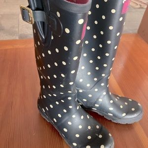 Rain boots